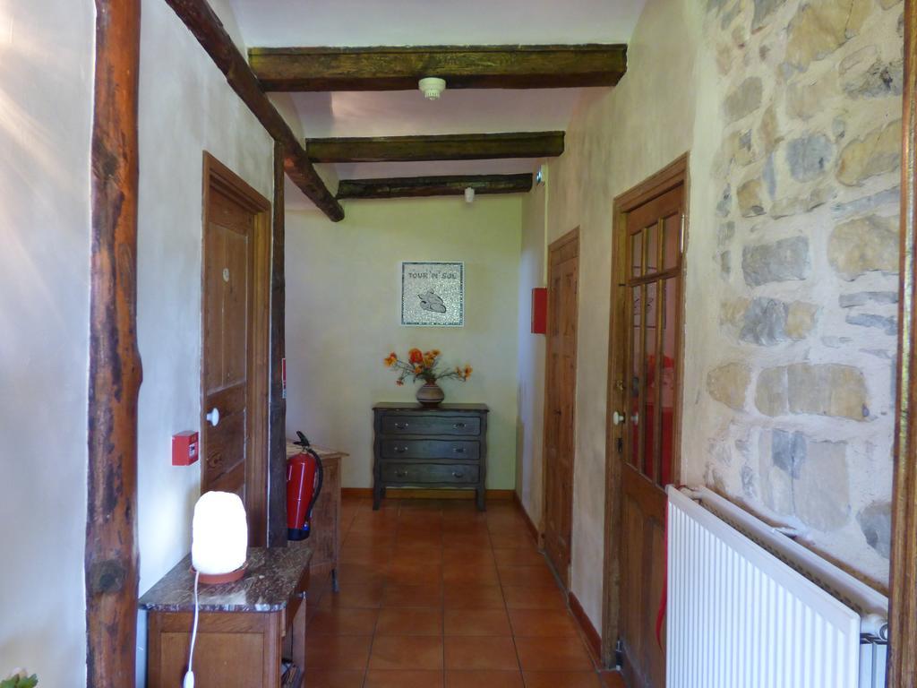 Maison De Vacances Tour'N'Sol Villa Grospierres Buitenkant foto